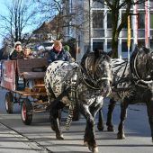 Weihnachtlicher Zauber am Kirchplatz