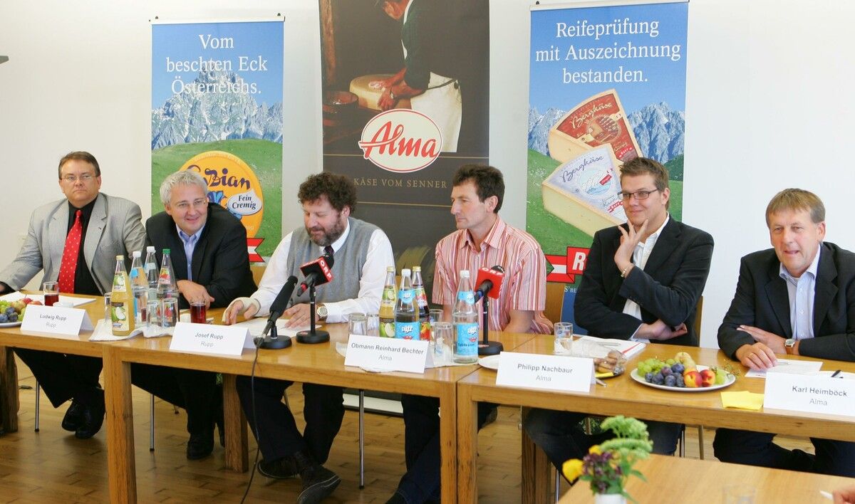 Josef Rupp (2.v.r.) hat als Architekt der „Vorarlberger Käselösung“ die Marken Rupp und Alma fusioniert und zum nachhaltigen Erfolg geführt.