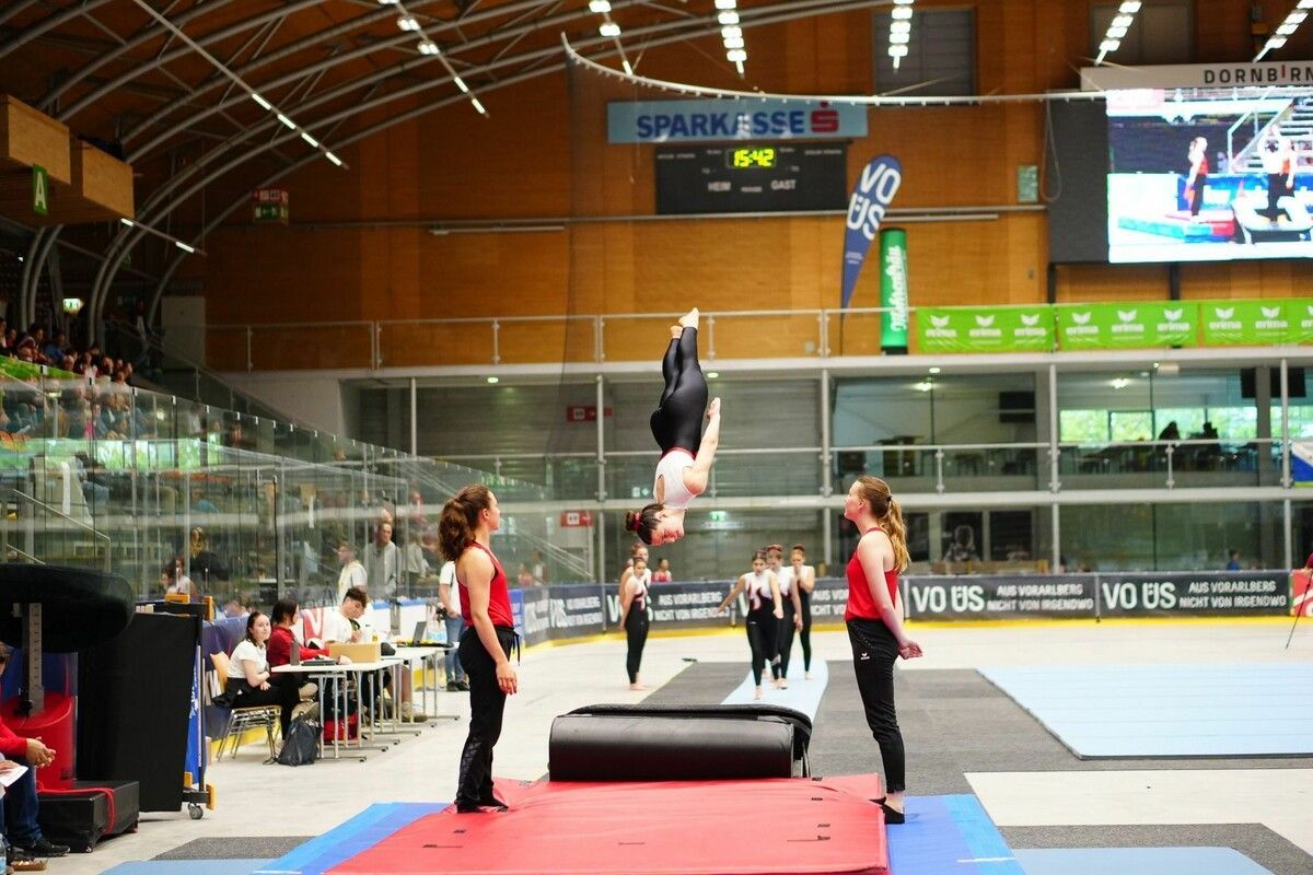 Kommenden Samstag zeigen die besten Turner, was sie können. Sie treffen sich zur Staatsmeisterschaft im Team-Turnen in Lustenau. ⇒Bernadette von Sontagh