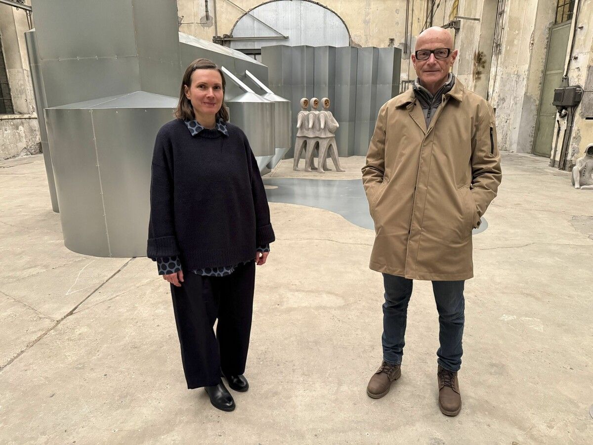 Künstlerin Anna Hulačová und Kunstraumdirektor Thomas Häusle luden mit „Bucolica“ zu einer imposanten Ausstellung.⇒Franc