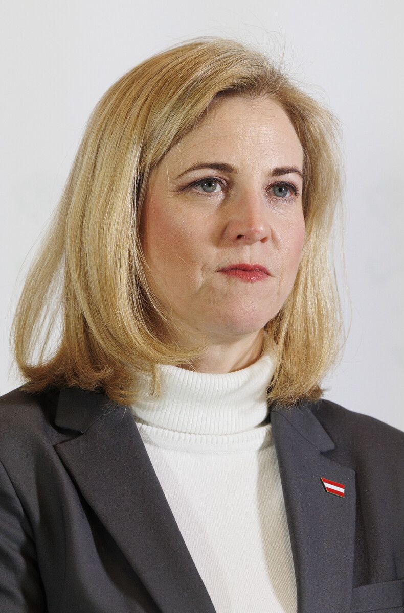 Laut Meinl-Reisinger soll der Bund Zugriff auf Länder-Budgetzahlen bekommen.⇒APA