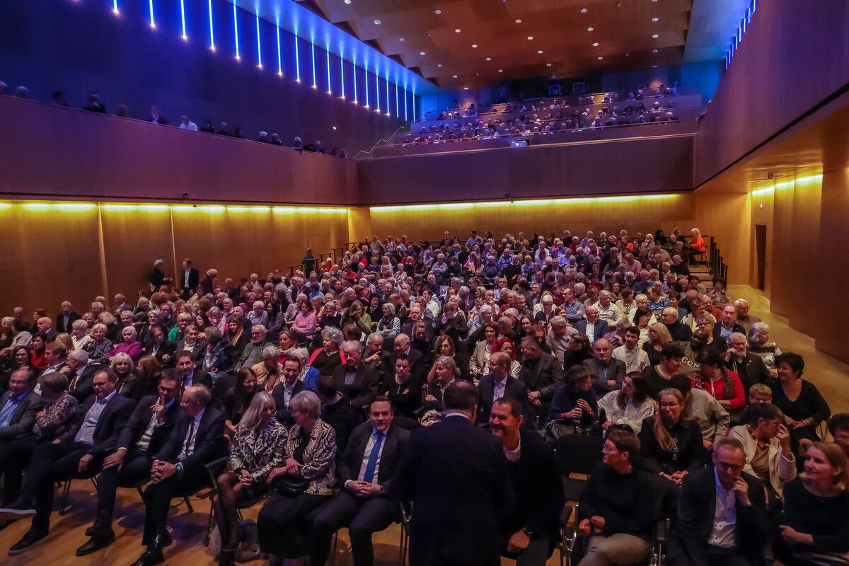 „Ma hilft“-Gala 2023. Auch damals war die Kulturbühne AmBach in Götzis Schauplatz des stimmungsvollen Events. ⇒VN/Steurer