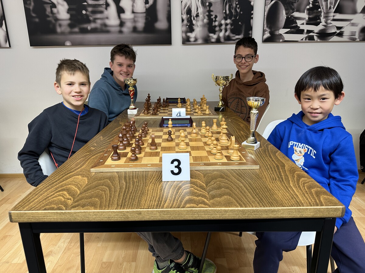 Mit der Spende nach der Premiere setzt die Laienbühne Hohenems ein starkes Zeichen für gelebte Solidarität in der Stadt. ⇒Laienbühne Hohenems