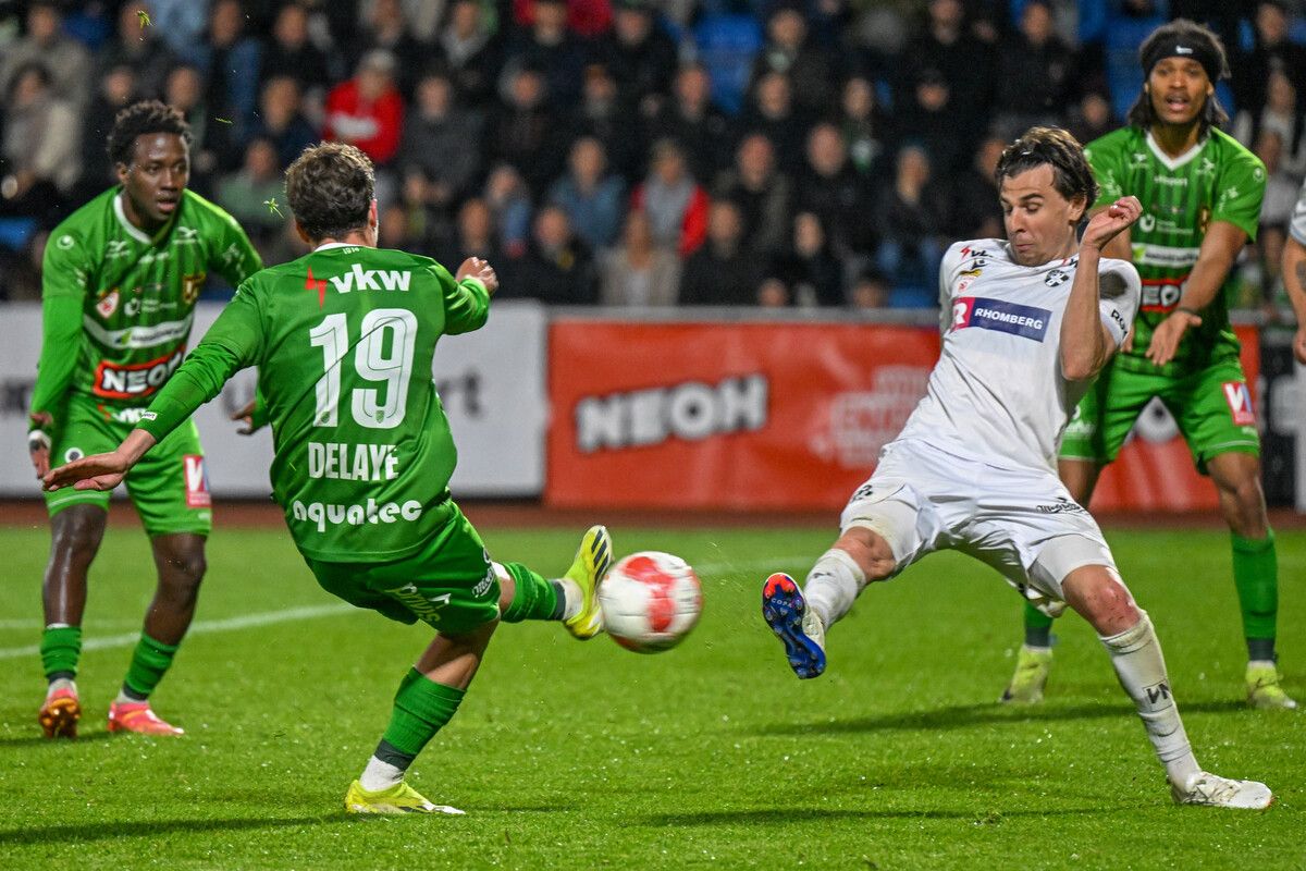 Mit diesem Schuss zum 2:1 entschied Sacha Delaye das letzte Derby für Austria Lustenau.⇒gepa