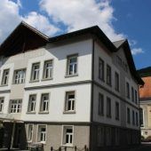 Rathaus wechselt in die alte Schule