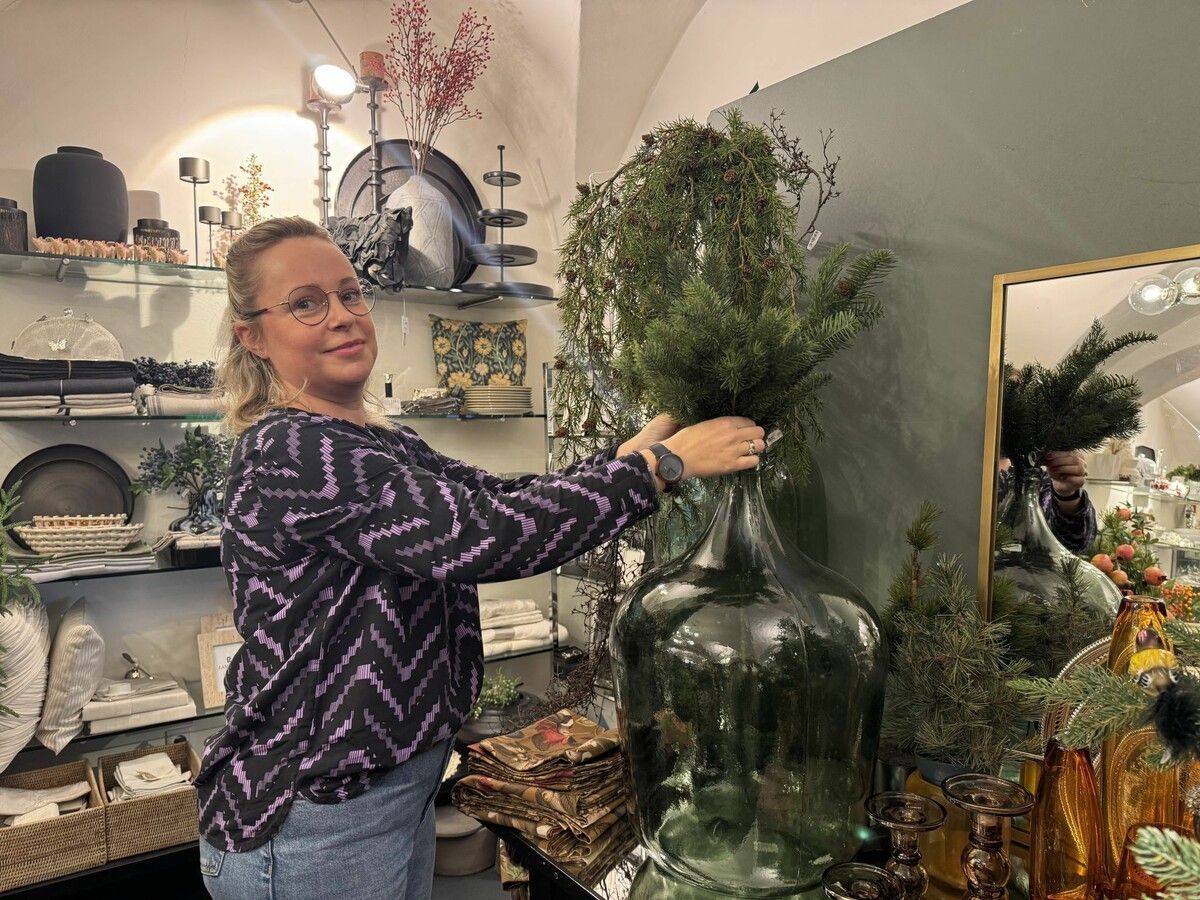 Patrizia Erhart ist Einzelhandelsfachberaterin bei Paolini Feldkirch.⇒ dOs