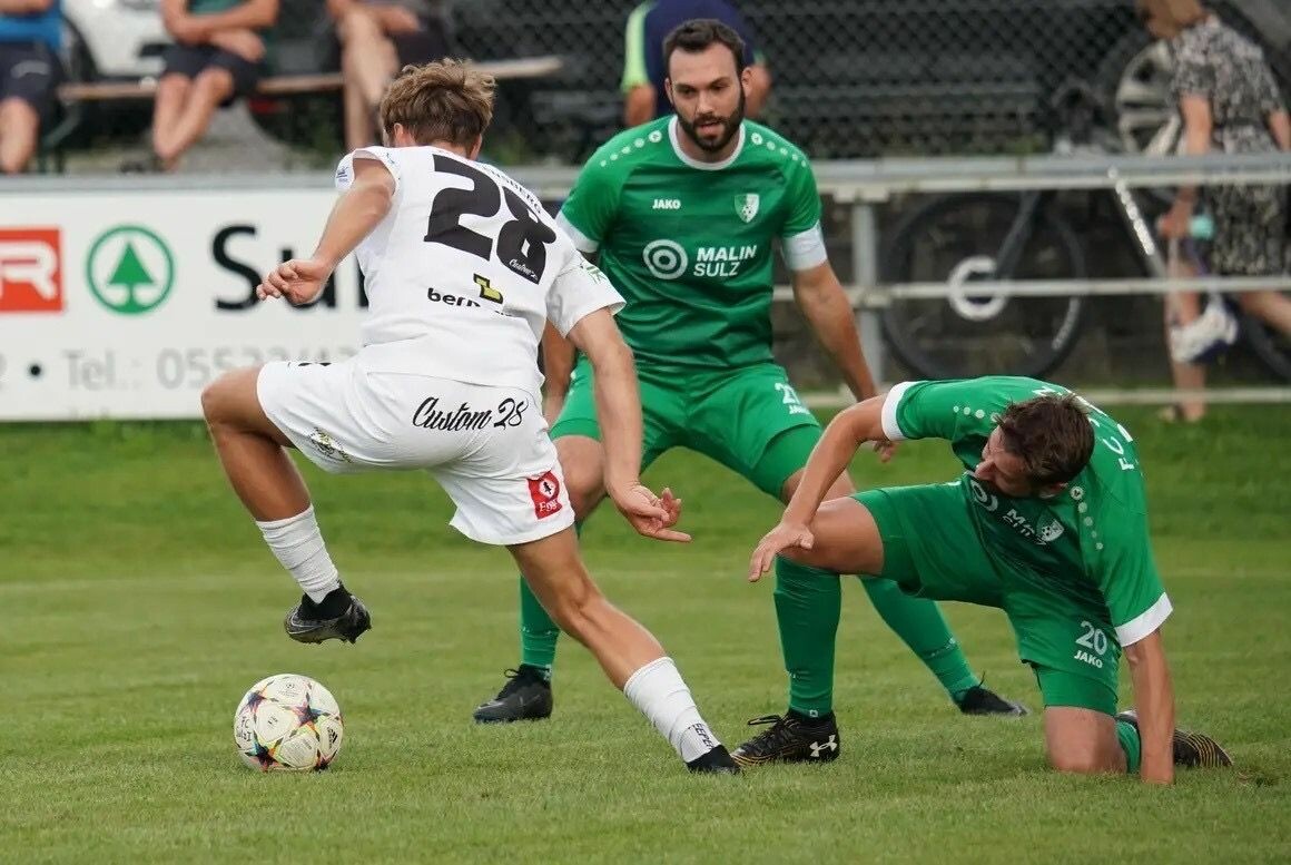 Riefensbergs Nummer 28, Julian Birgfellner, in Aktion gegen Sulz.⇒VN