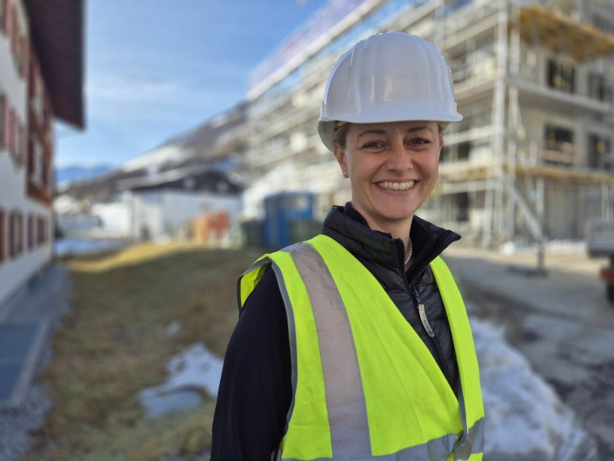 Sandra Hirmann ist Amtsleiterin des Arbeitsinspektorats. Sie liebt es, Baustellen zu besichtigen. ⇒vN/JUN