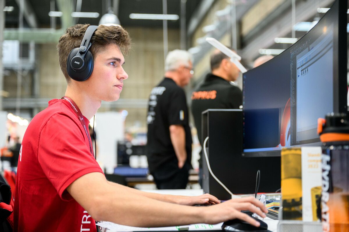 Sandro Flatz und Deniz Mutun sind zwei international erprobte Fachkräfte. ⇒SkillsAustria