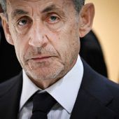 Sarkozy muss sechs Monate Haft verbüßen