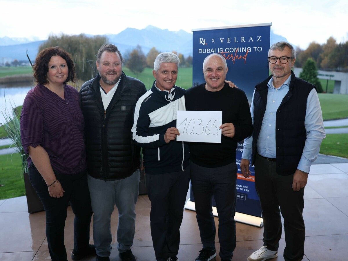 Wirtepaar Nicole Amann und Stefan Riest, Wolfgang Kopf, Manfred Ganahl und Andreas Lins.⇒Arno Meusburger