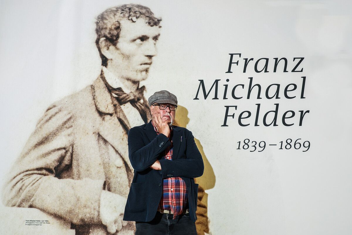 Wüstner führt durch das Museum – und damit mitten in das Leben des außergewöhnlichen Bregenzerwälders.⇒VN/Steurer (3)