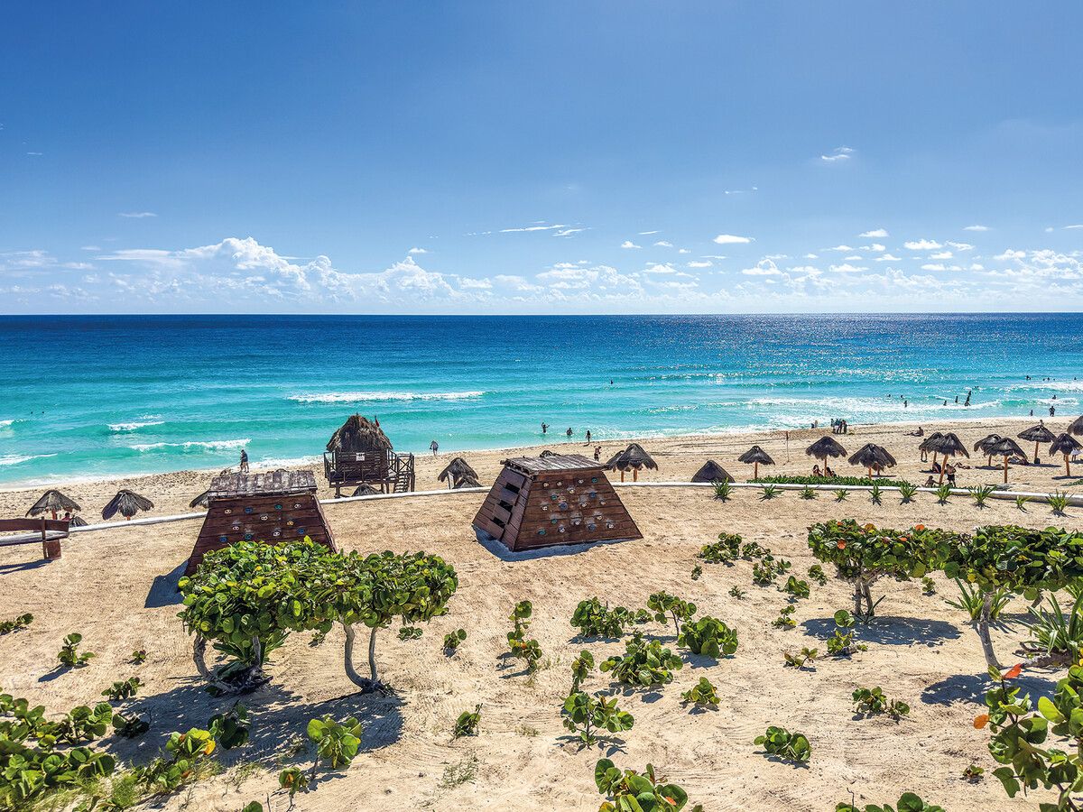 Cancún ist vor allem für seinen wunderschönen, langen Strand berühmt.⇒Beate Rhomberg