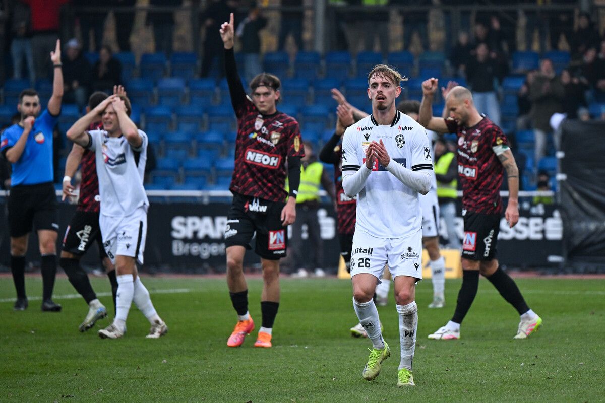 Das Median-Gehalt der Spieler in der 2. Liga liegt laut VdF-Umfrage bei 2200 Euro brutto im Monat. ⇒GEPA