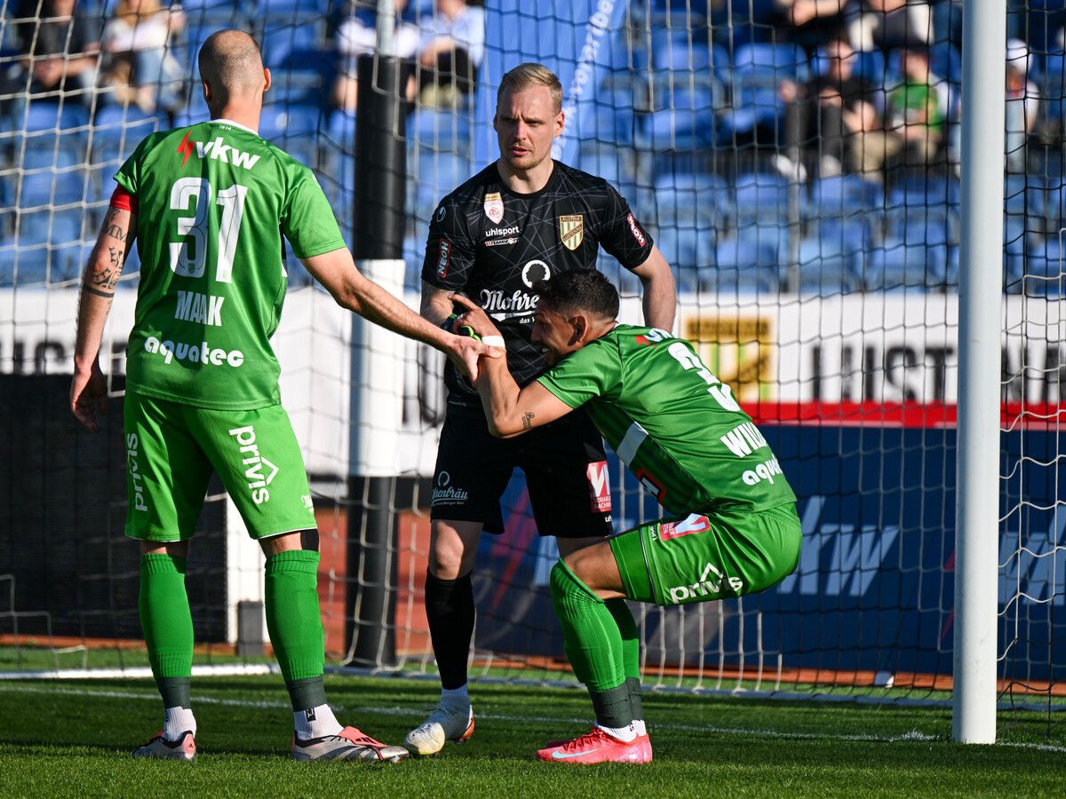 Das Trio Domenik Schierl, Matthias Maak und William wird es in Wels nicht geben. Coach Markus Mader muss sich für einen der beiden Innenverteidiger entscheiden.⇒gepa