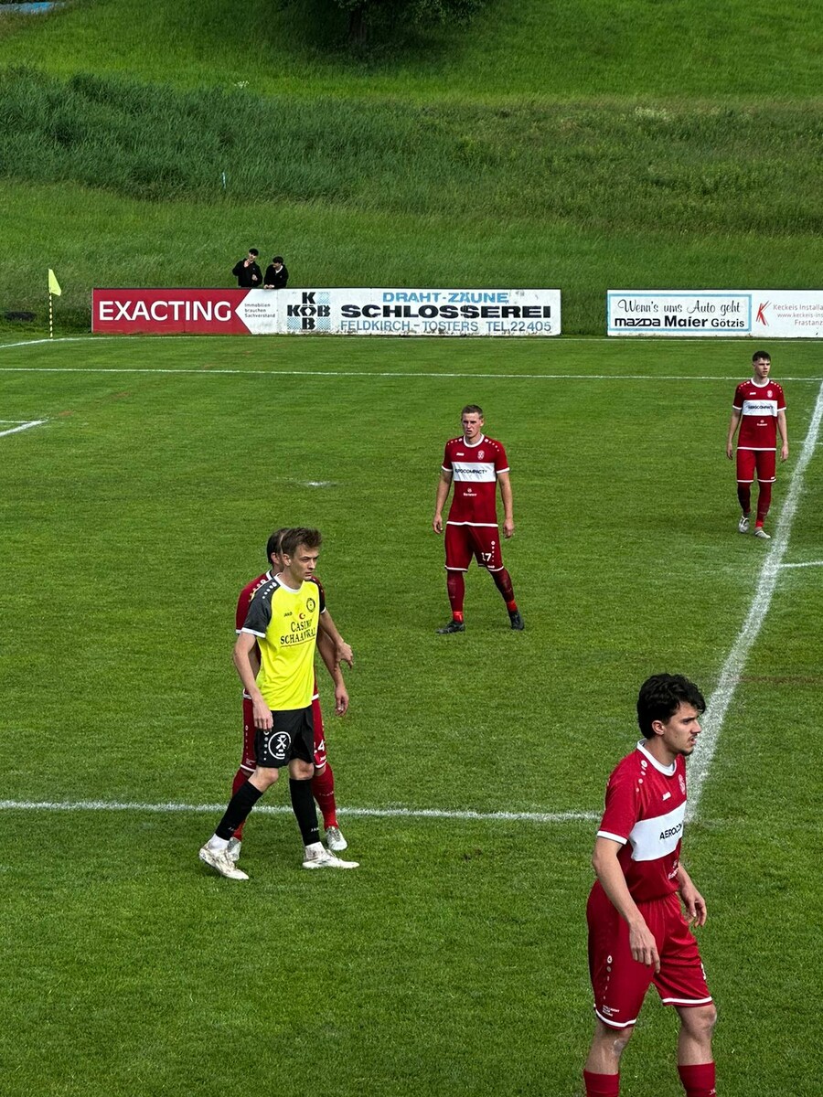 David Klammer (vorne).⇒VN