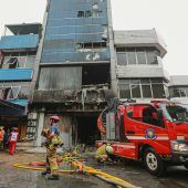 Brand in Bürogebäude in Jakarta fordert zahlreiche Menschenleben