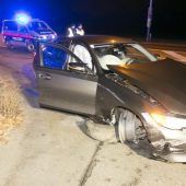 Begrenzungssteine touchiert: Unfall am frühen Sonntagmorgen
