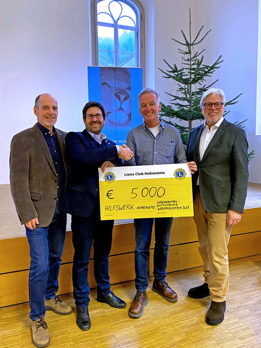 Der Lions Club übergab 5000 Euro an das Hohenemser Hilfswerk.