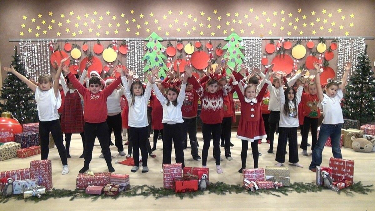 Die begeisterten Kinder beim Tanz. ⇒VS Frastanz-Hofen