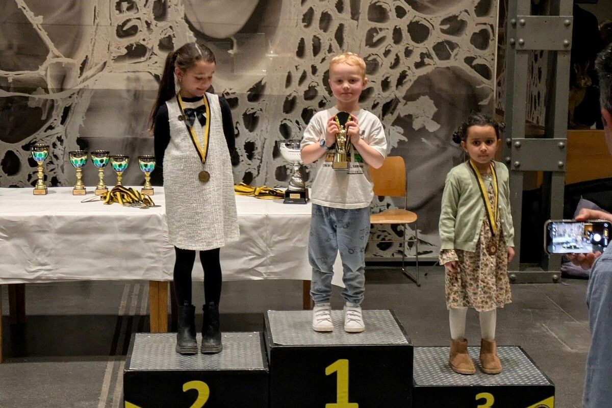 Die kleinen Nachwuchs-Judokas standen bei der Weihnachtsfeier des UJC Dornbirn wieder im Mittelpunkt. ⇒Carmen Thurnher