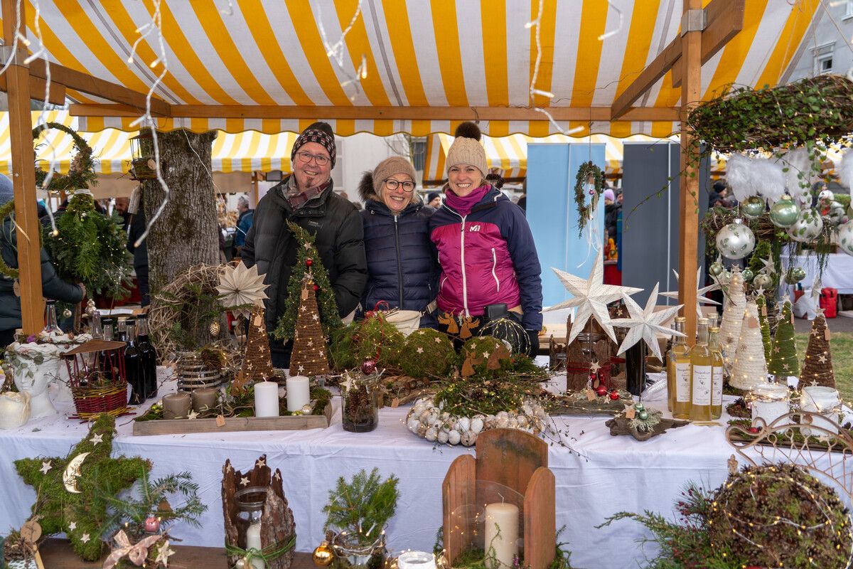 Die Standbetreiber beim Adventmärktle freuten sich über viele Besucher.⇒Stadt Bregenz