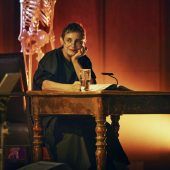 Schatten, Stimmen, Schauer