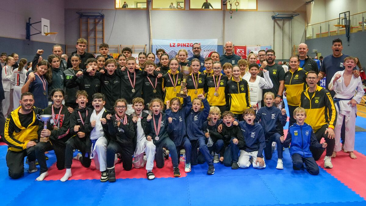 Ein Großteil des überaus erfolgreichen Aufgebotes von Karate Vorarlberg bei der Österreichischen Nachwuchsmeisterschaft in Salzburg. ⇒Karate Vorarlberg