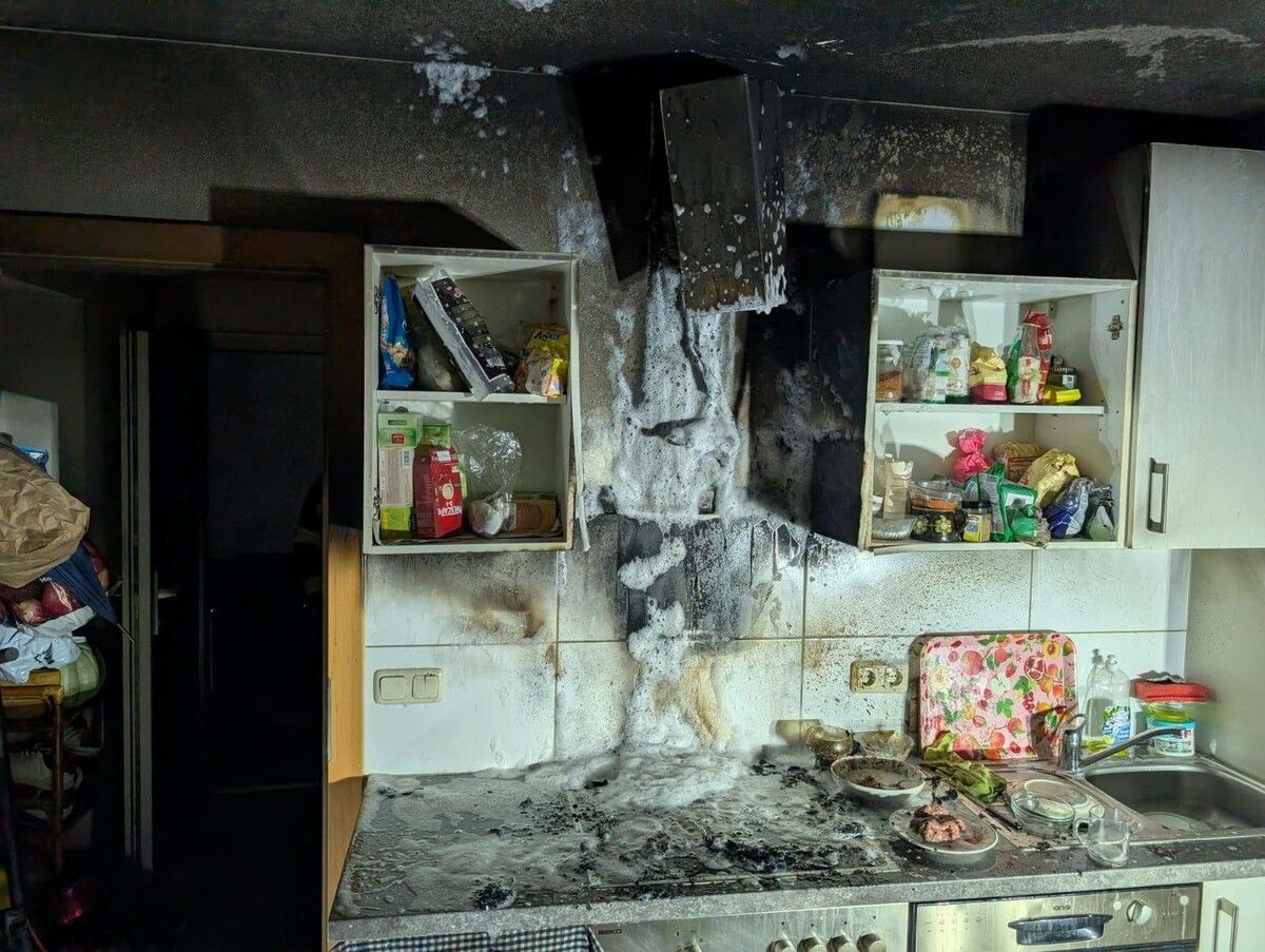 Ein Passant löschte den Brand in der Küche. ⇒FW Bludenz