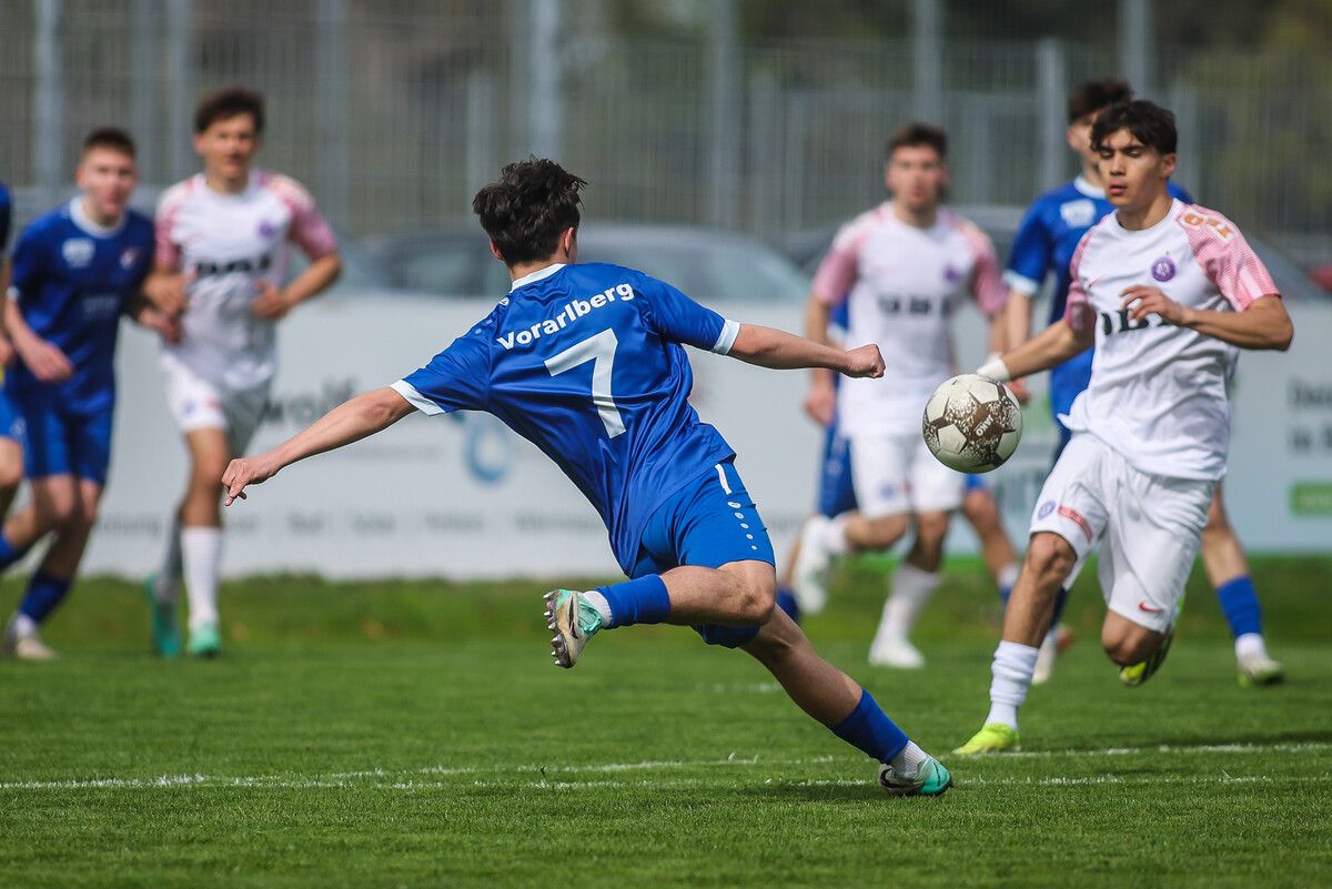 Die Fußball-Akademie ist gefährdet. VFV-Präsident Kirchmann schlägt Alarm. »C1