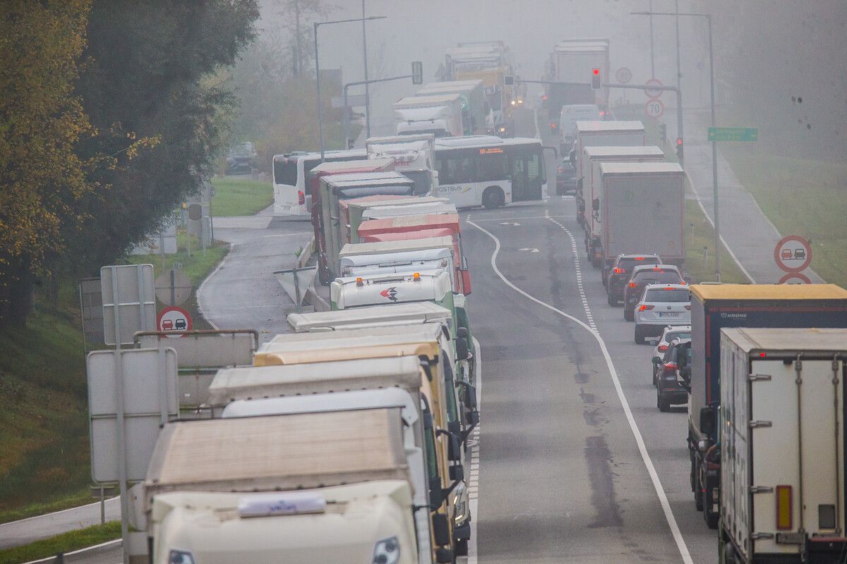 Verkehrskollaps bei Dornbirn-Nord kostet auch viel Geld. »A2