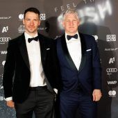 Linker Skischuh immer zuerst