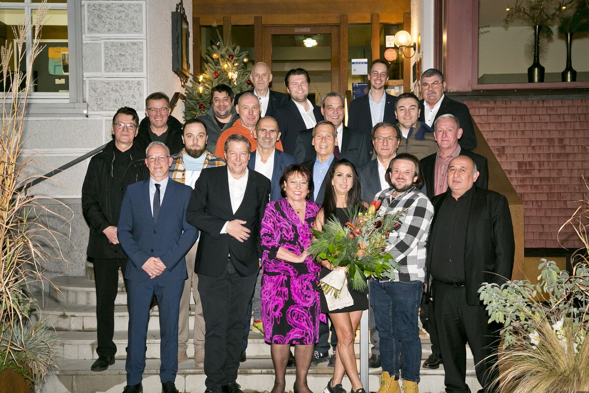 324 Jahre bei Scheyer