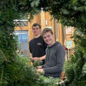 Vorbereitungen für Weihnachtsmarkt