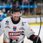 Pioneers gewinnen bei Black Wings Linz