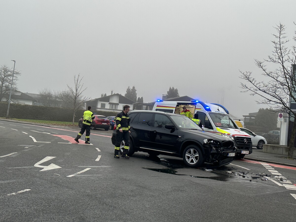 Kollision auf Kreuzung