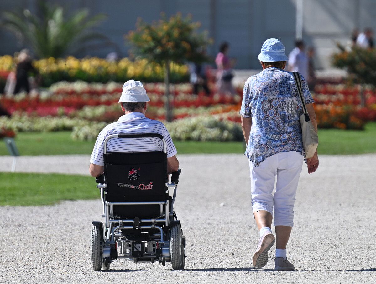 Für pflegende Angehörige ist die kostenlose Selbstversicherung eine wichtige Vorsorge.⇒APA/H. Fohringer