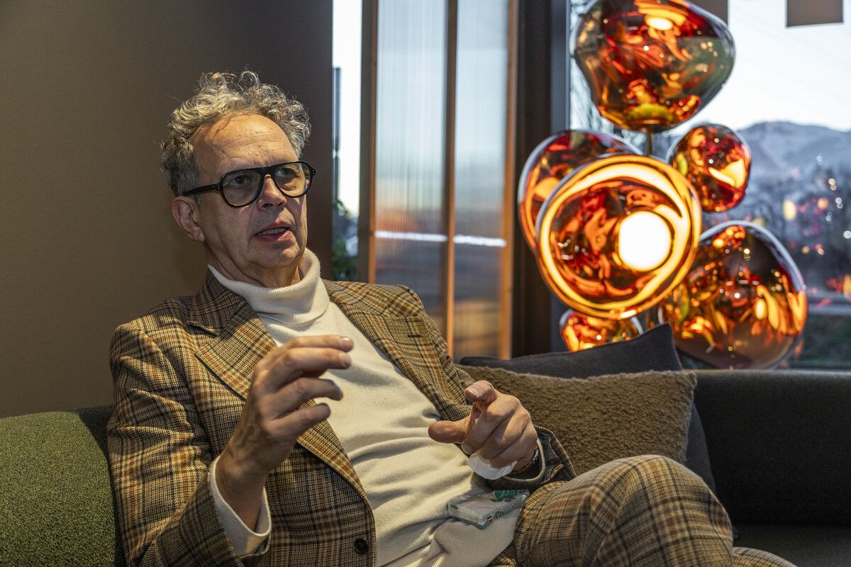 „Ich habe nicht bewusst als Designer begonnen, sondern als jemand, der Dinge wie ein Bildhauer herstellt“, sagt Dixon. ⇒VN/Paulitsch