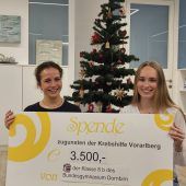 Maturanten spenden an die Krebshilfe