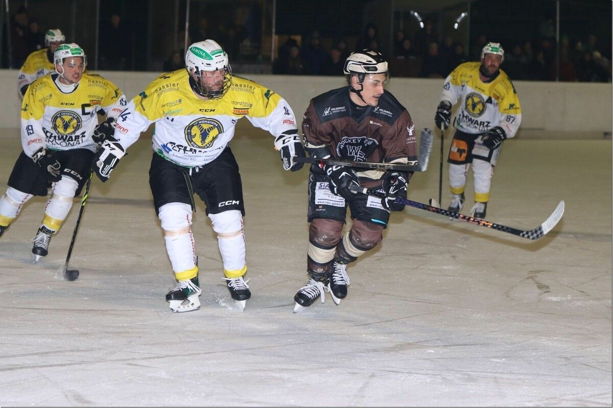 Meister HC Walter Buaba verlor in Hohenems und steht schon unter Siegdruck.⇒Thomas Knobel