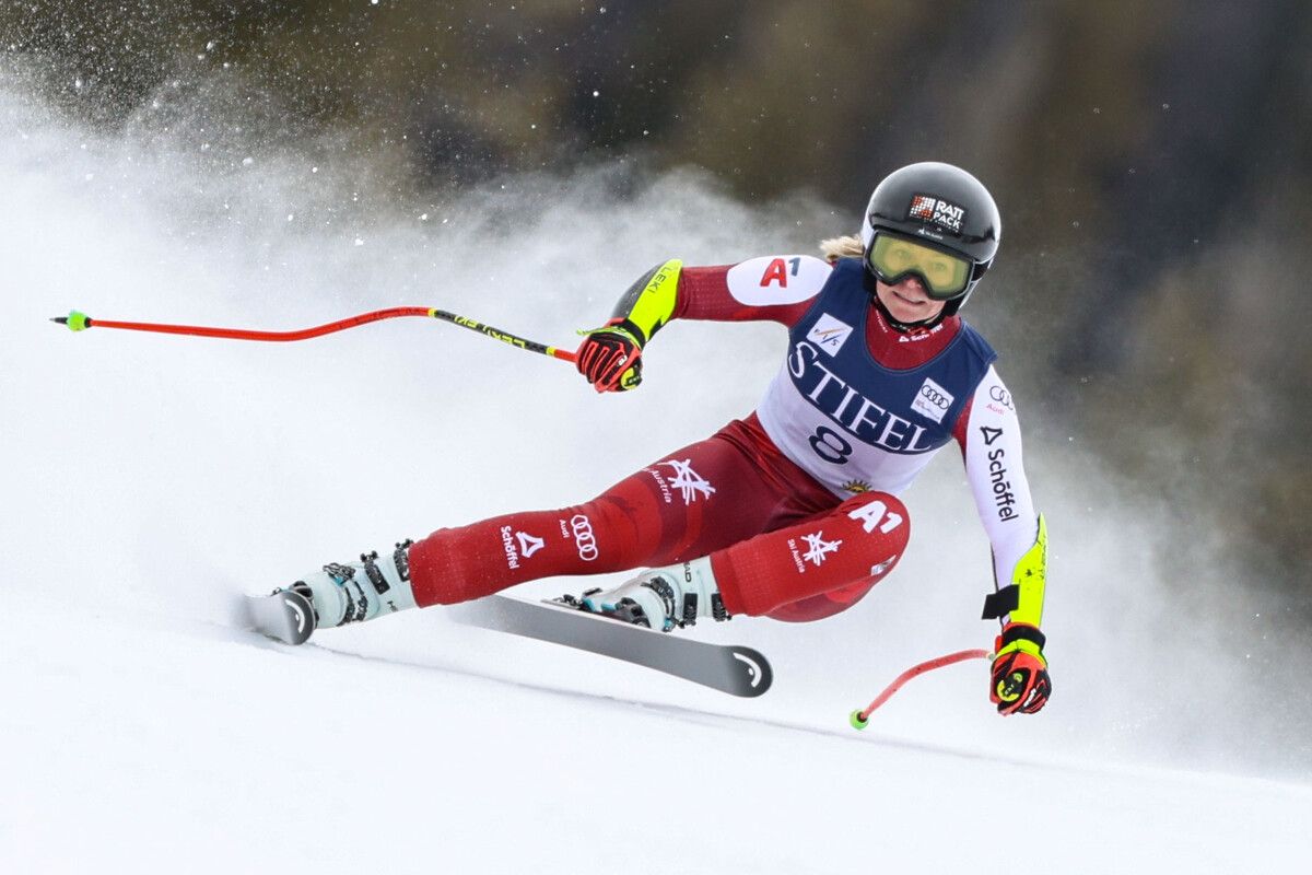 Mit den beiden Abfahrten und dem Super-G in St. Moritz startet Vorarlbergs Speed-Spezialistin Ariane Rädler in den Olympiawinter.⇒GEPA