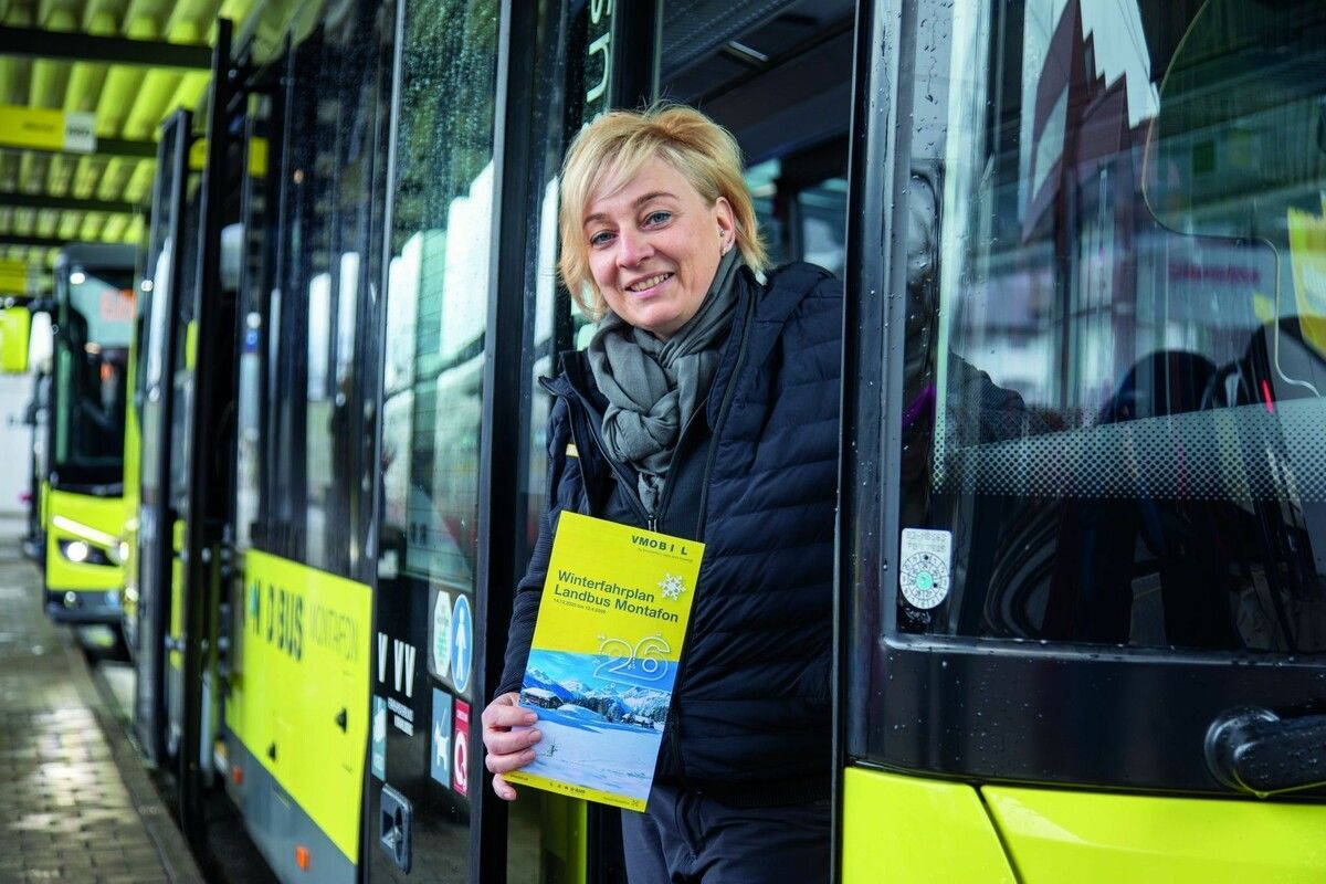 Mit der Fahrplanumstellung am 14. Dezember ist der Landbus Montafon öfter, schneller und weiter unterwegs.⇒MEZ