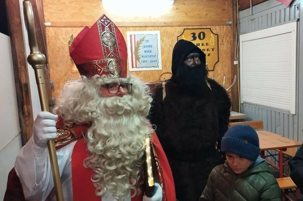 Mit leuchtenden Kinderaugen und warmem Miteinander feierte der BMX-Club Bludenz einen unvergesslichen Nikolausabend.⇒ ÖAMTC BMX-Club