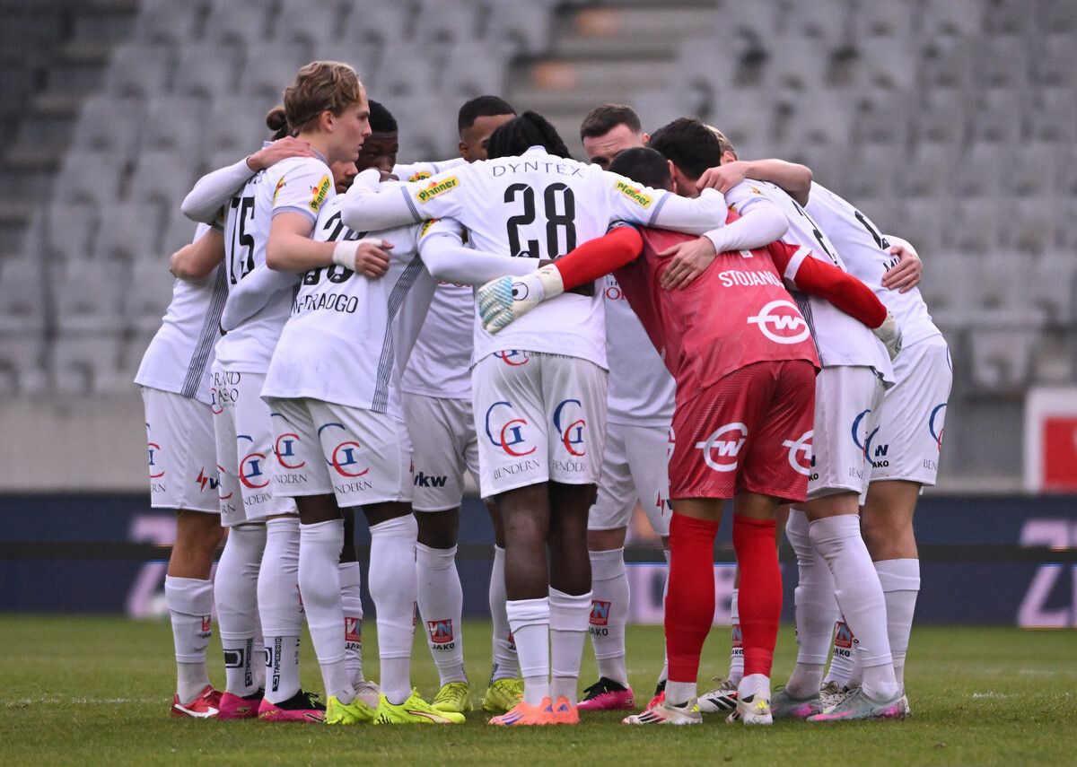 Noch einmal alles geben: Das Team des SCR Altach will das Jahr 2025 am liebsten mit einem Sieg beim Auswärtsspiel bei der SV Ried abschließen.⇒gepa