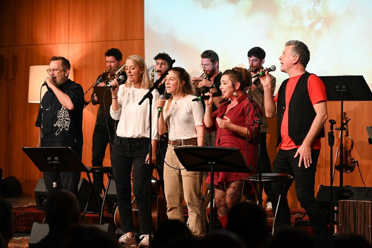 Simplenotes and Friends begeisterten am Freitag- und Samstagabend die zahlreichen Besucher im Höchster Pfarrsaal.⇒bvs