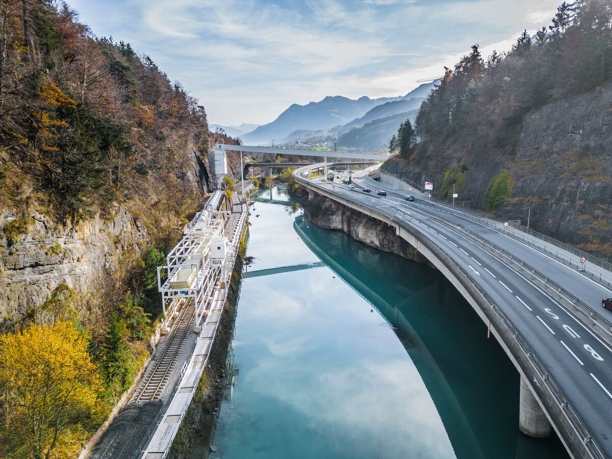 ⇒
              VN/Steurer