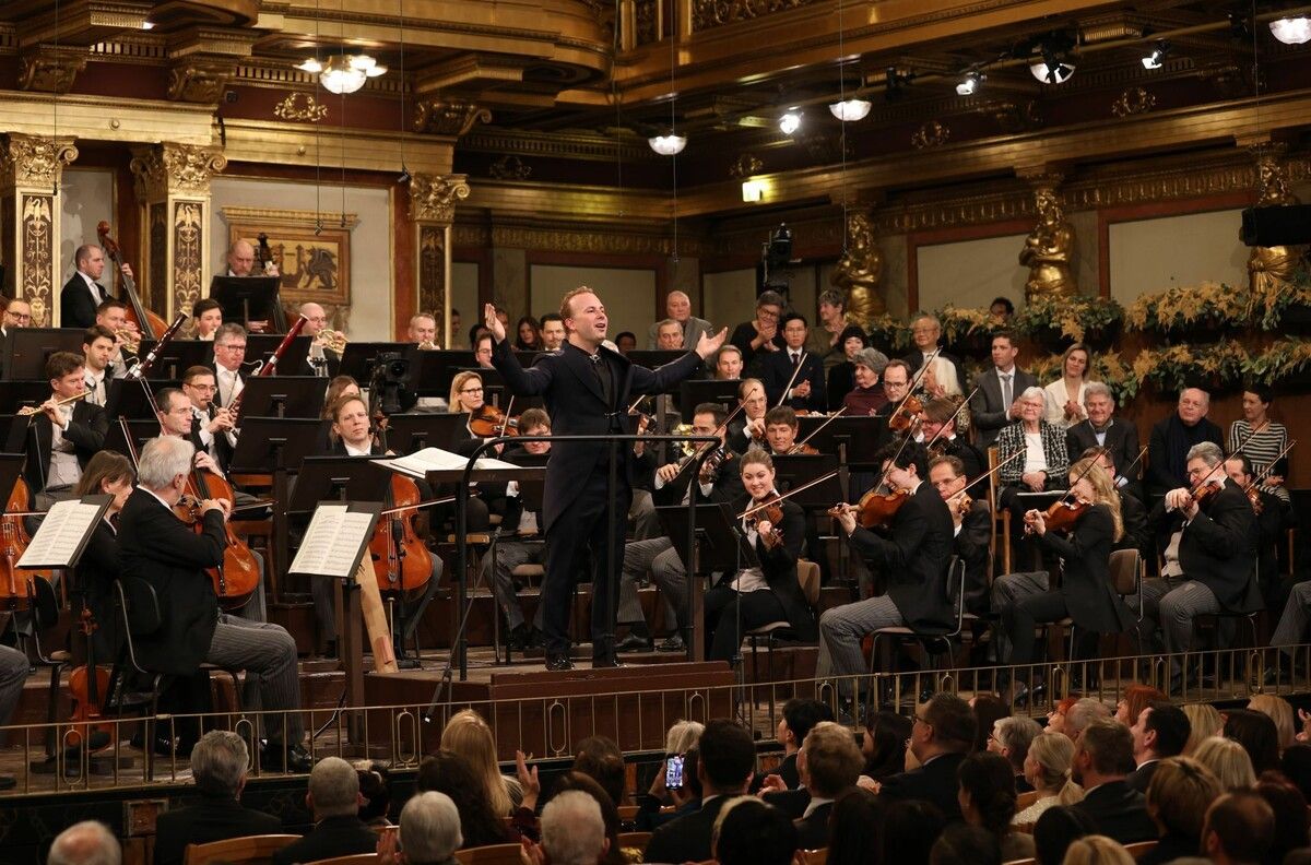 Yannick Nézet-Séguin wird am 1. Jänner 2026 im Goldenen Saal des Musikvereins am Pult stehen. ⇒APA/WIENER PHILHARMONIKER/DIETER NAGL