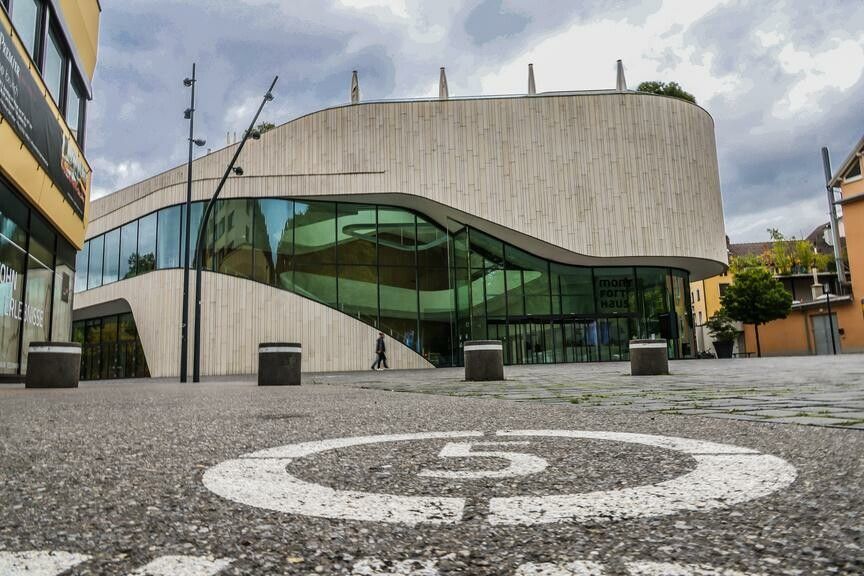 Zwischen harter Kritik an Millionenverlusten und dem Hinweis auf bereits eingeleitete Reformschritte.⇒vn/steurer