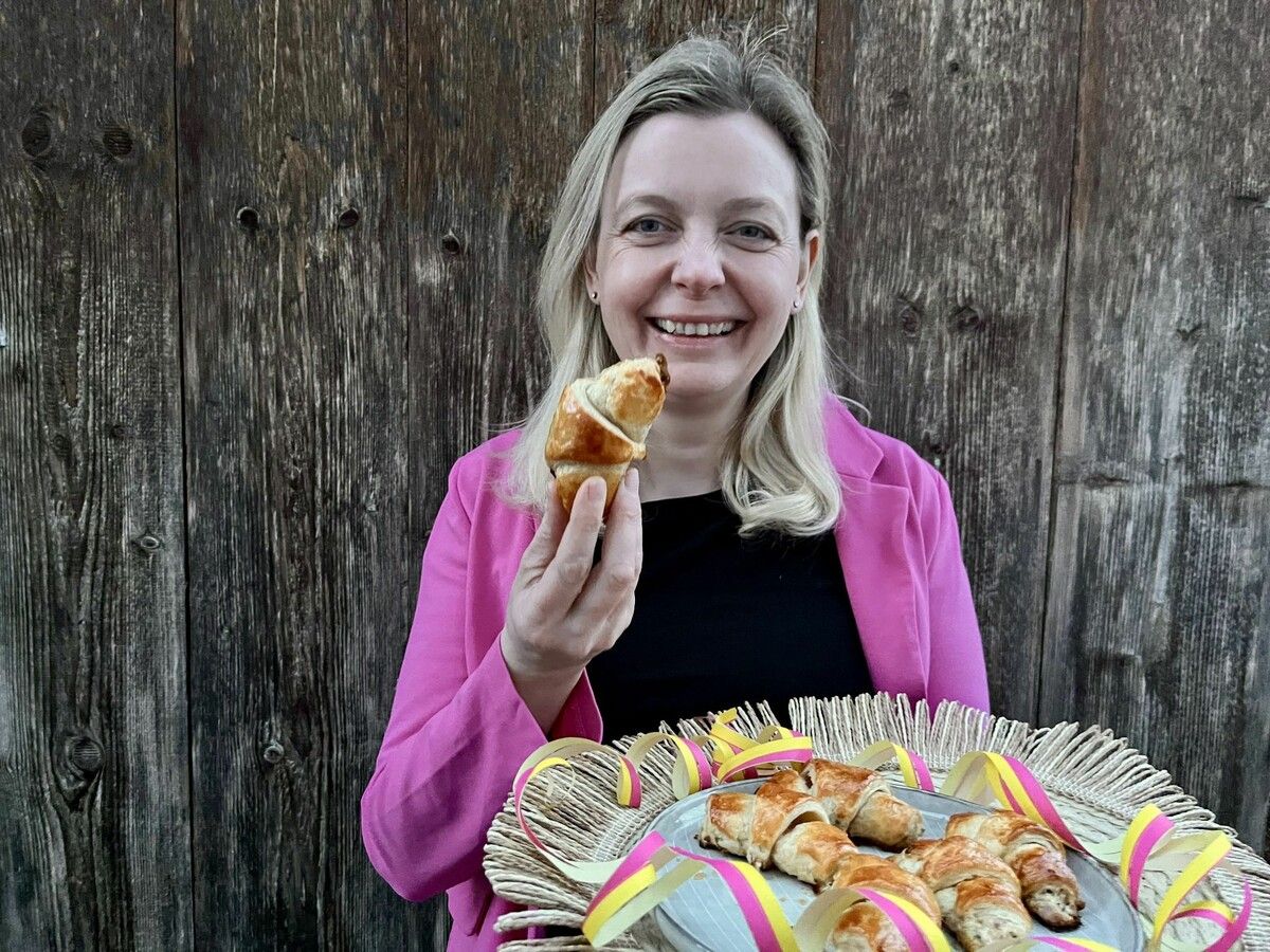 Alexandra Frick präsentiert ein Rezept für leckere Schinkengipfeli. ⇒AFB (3)