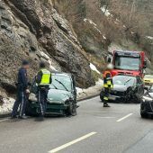 Autofahrerin mit Kind geriet auf die Gegenfahrbahn